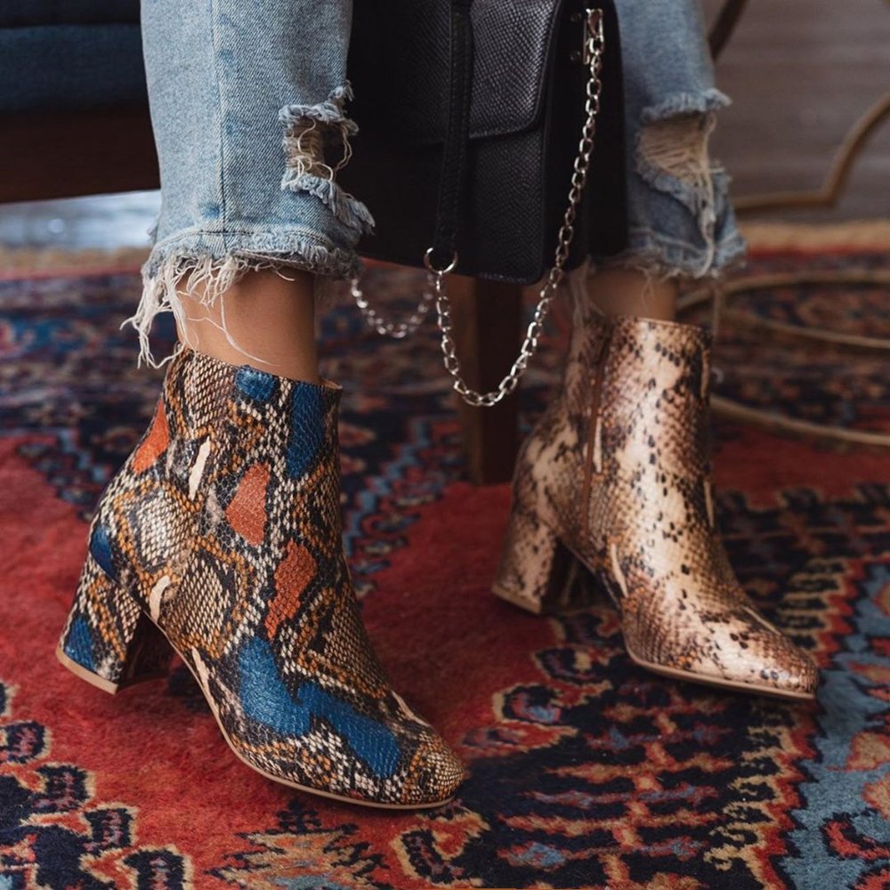 NEW🔥Multi Color Snake Ankle Booties Boot Med Heel